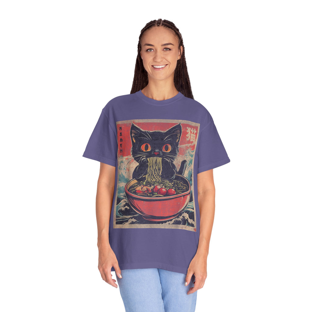 Anime Cat Eating Ramen – Japanese Kawaii Neko Food  T-shirt