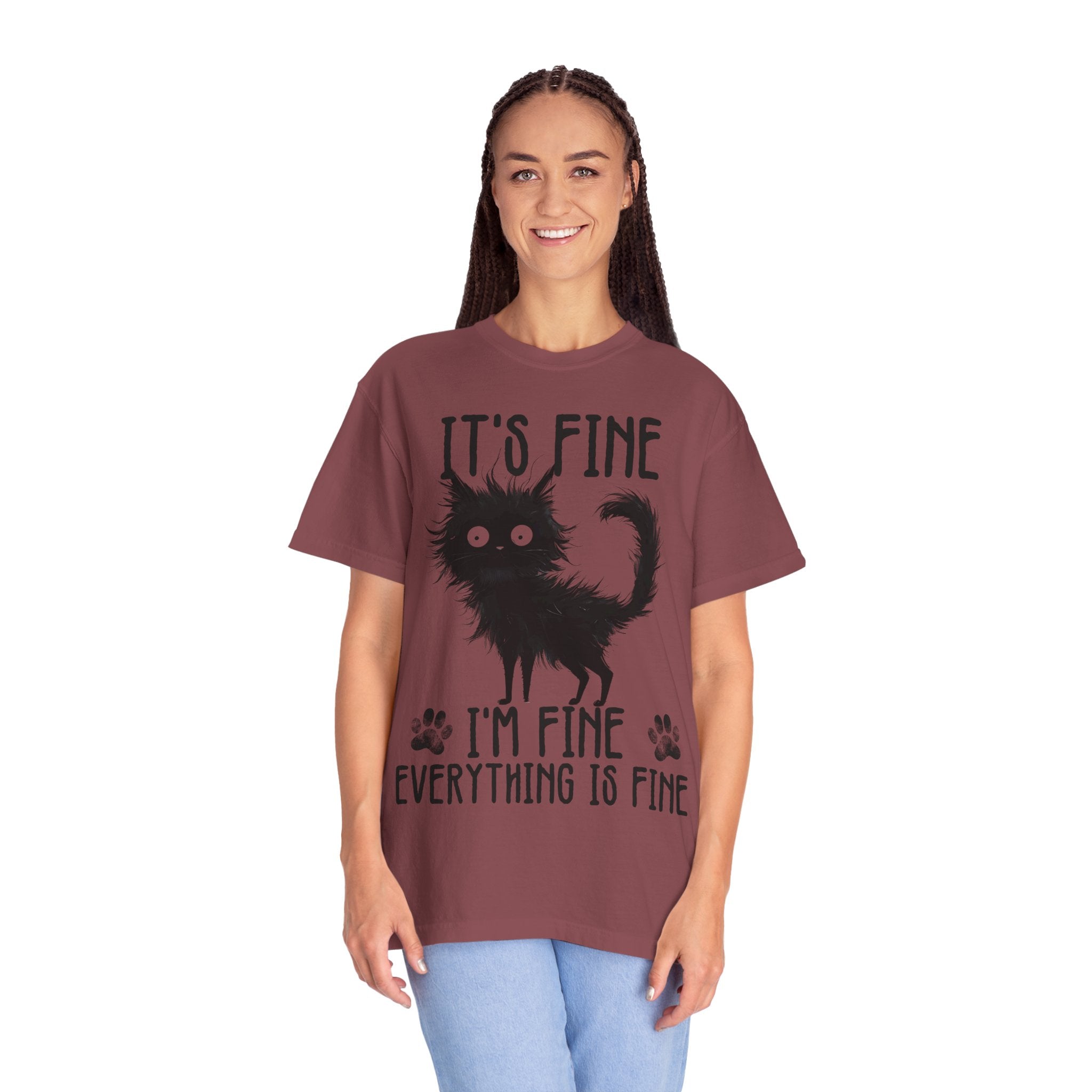 I’m Fine, It’s Fine, Everything Is Fine Funny Cat Kitten T-Shirt