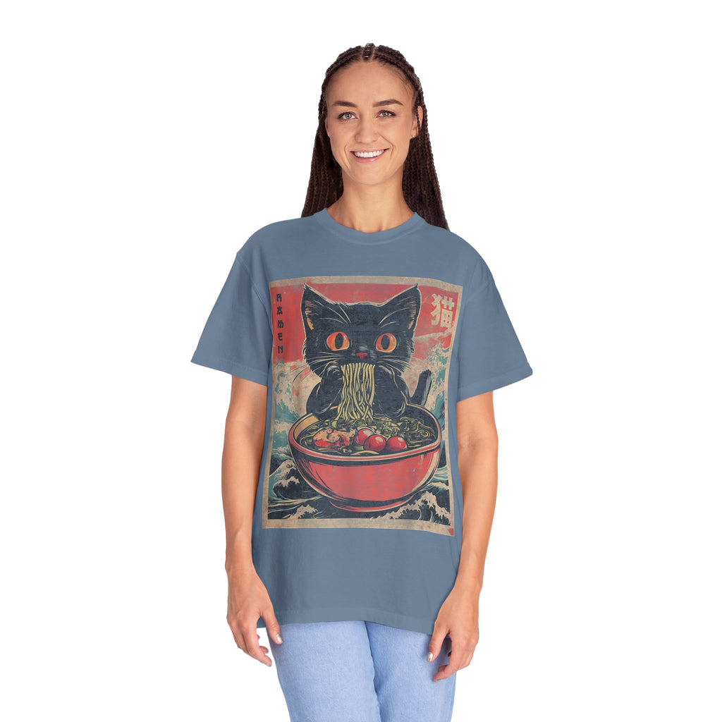 Anime Cat Eating Ramen – Japanese Kawaii Neko Food  T-shirt