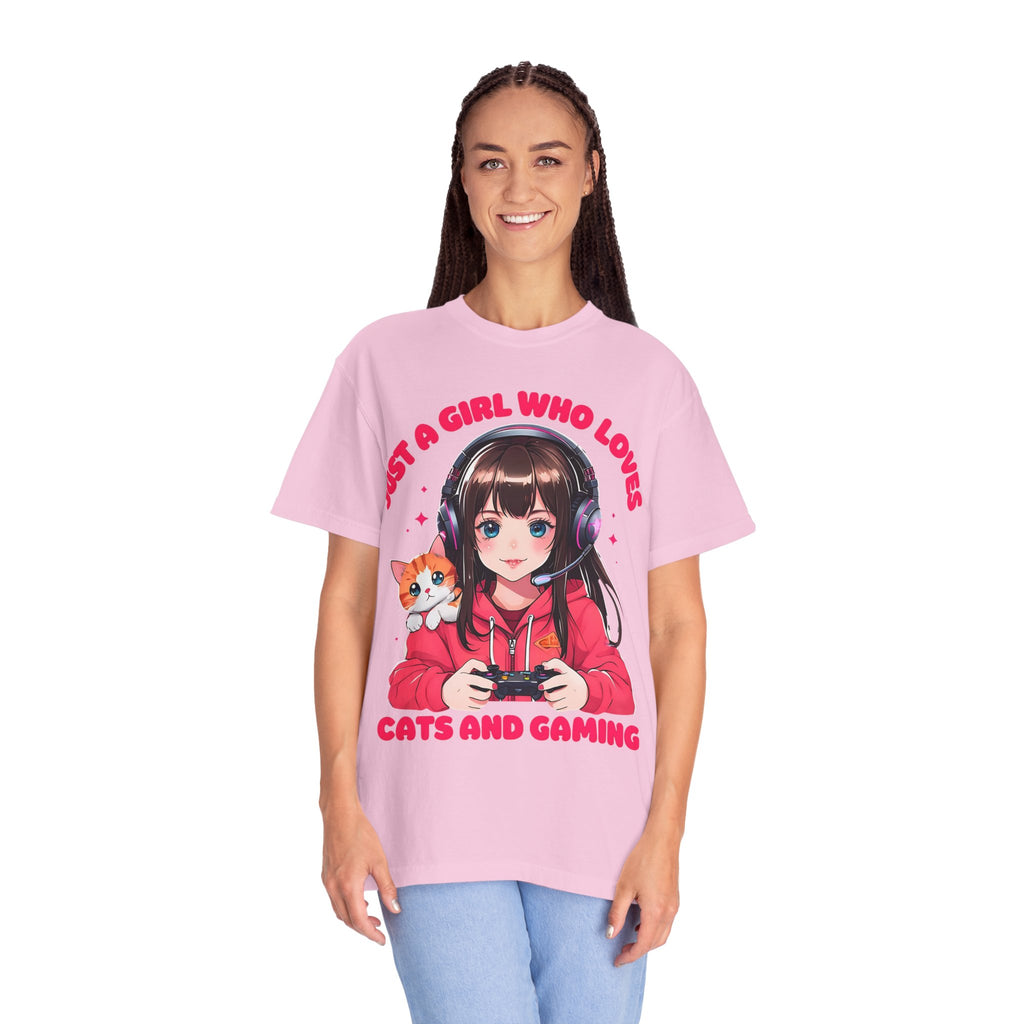 Just A Girl Who Loves Cats and Gaming T-shirt