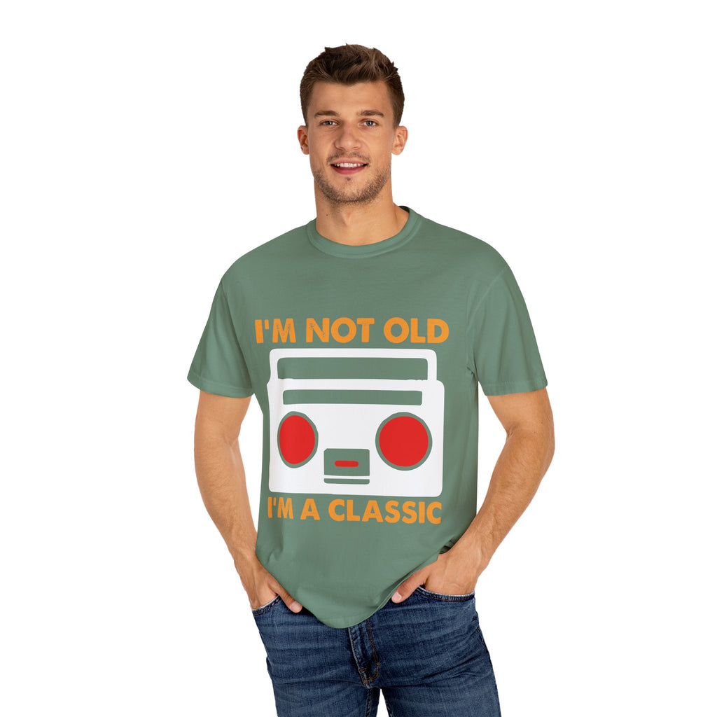 I'm Not Old, I'm a Classic – Retro Music Boombox T-shirt
