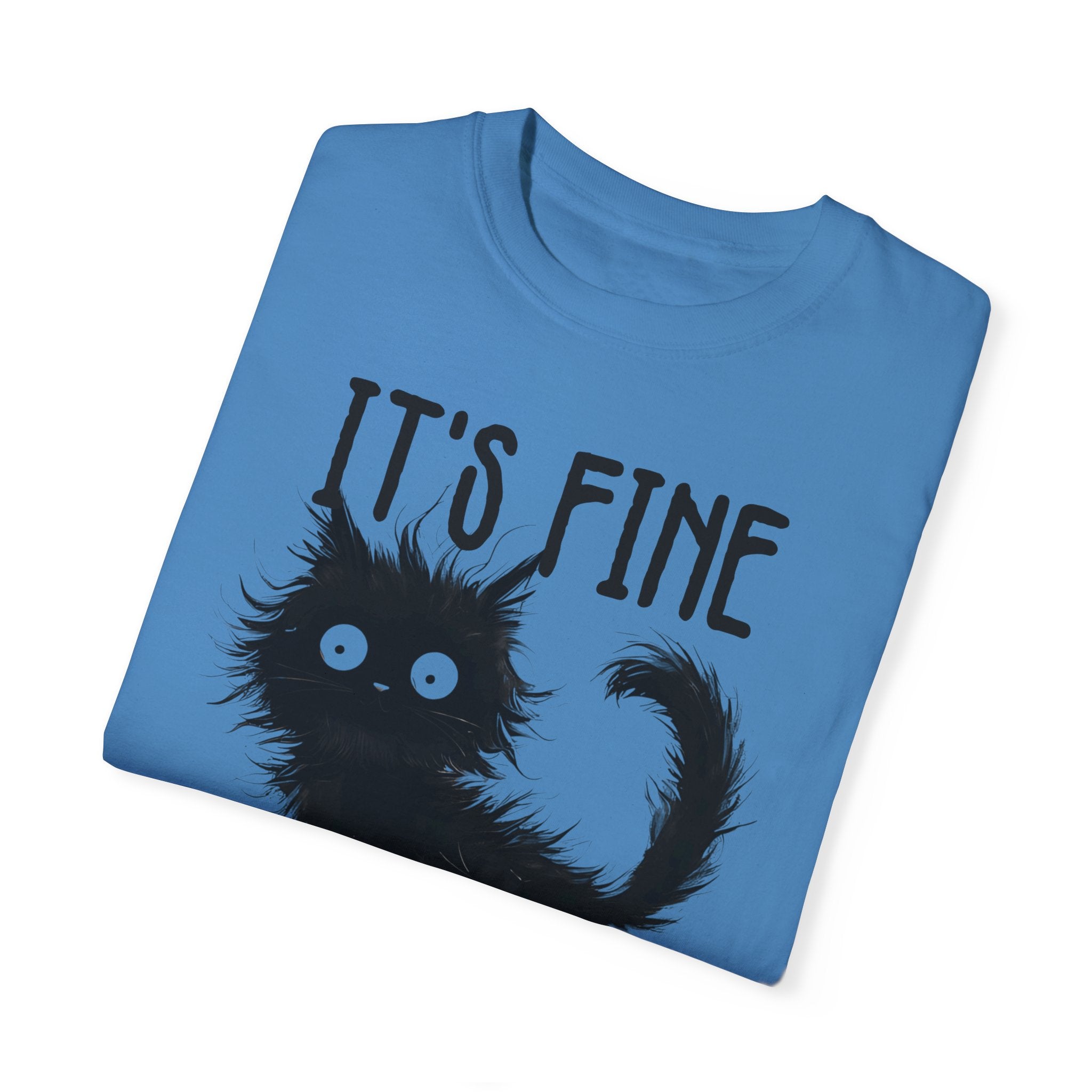 I’m Fine, It’s Fine, Everything Is Fine Funny Cat Kitten T-Shirt