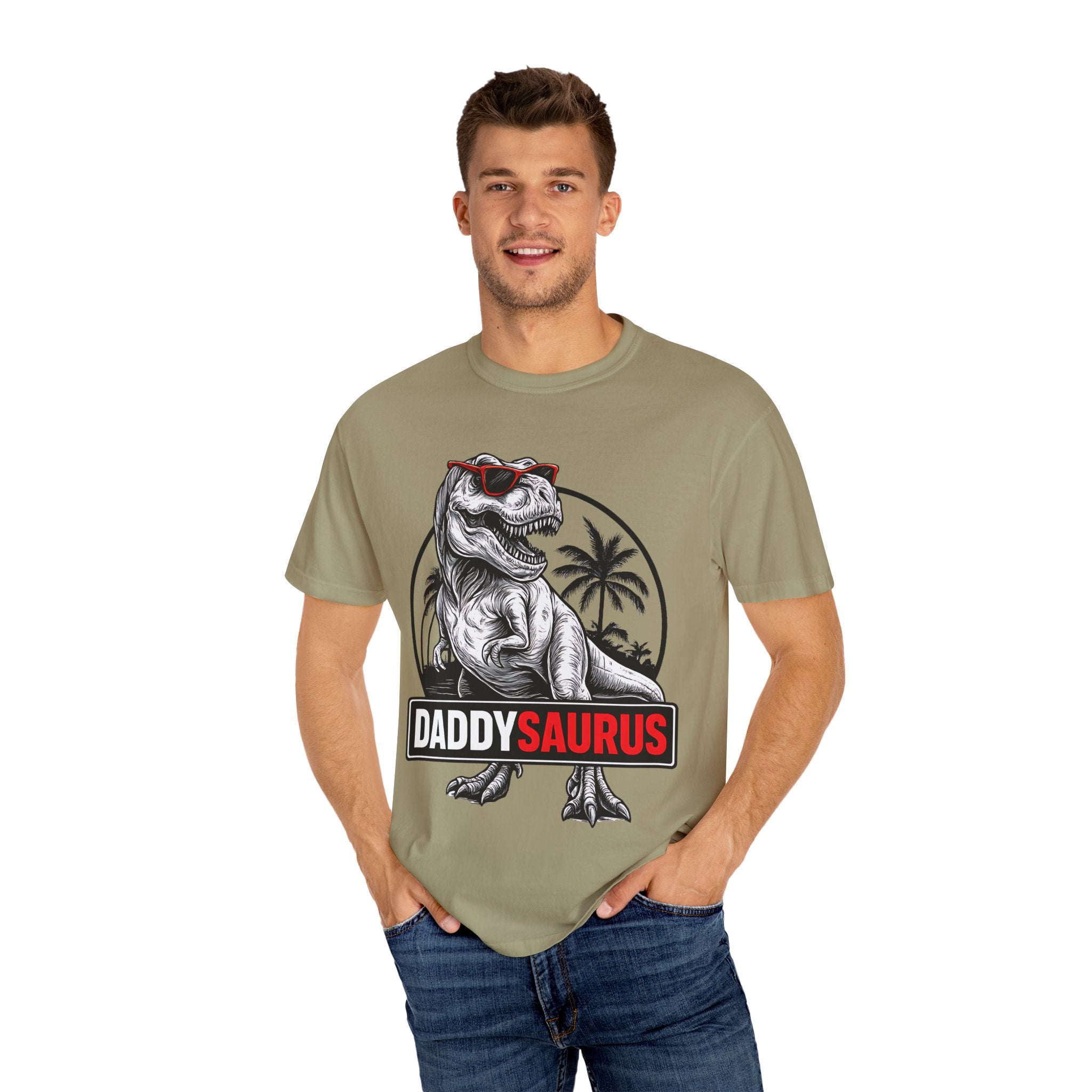 Daddy Saurus – Father’s Day T-Rex Dino T-shirt