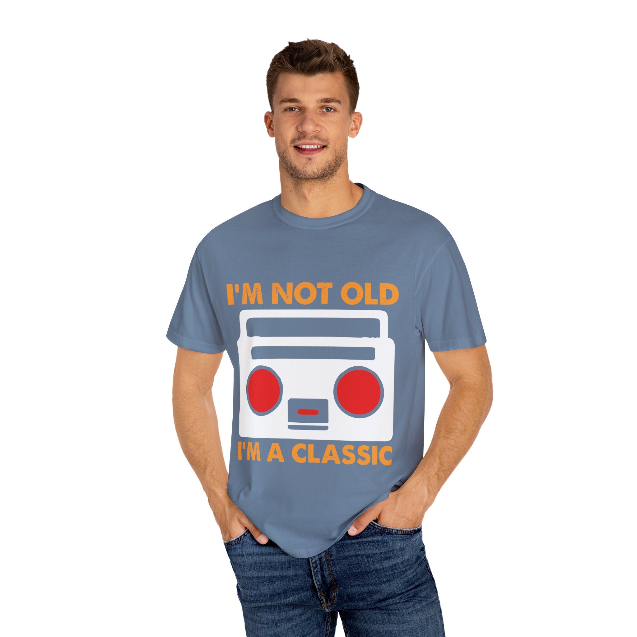 I'm Not Old, I'm a Classic – Retro Music Boombox T-shirt