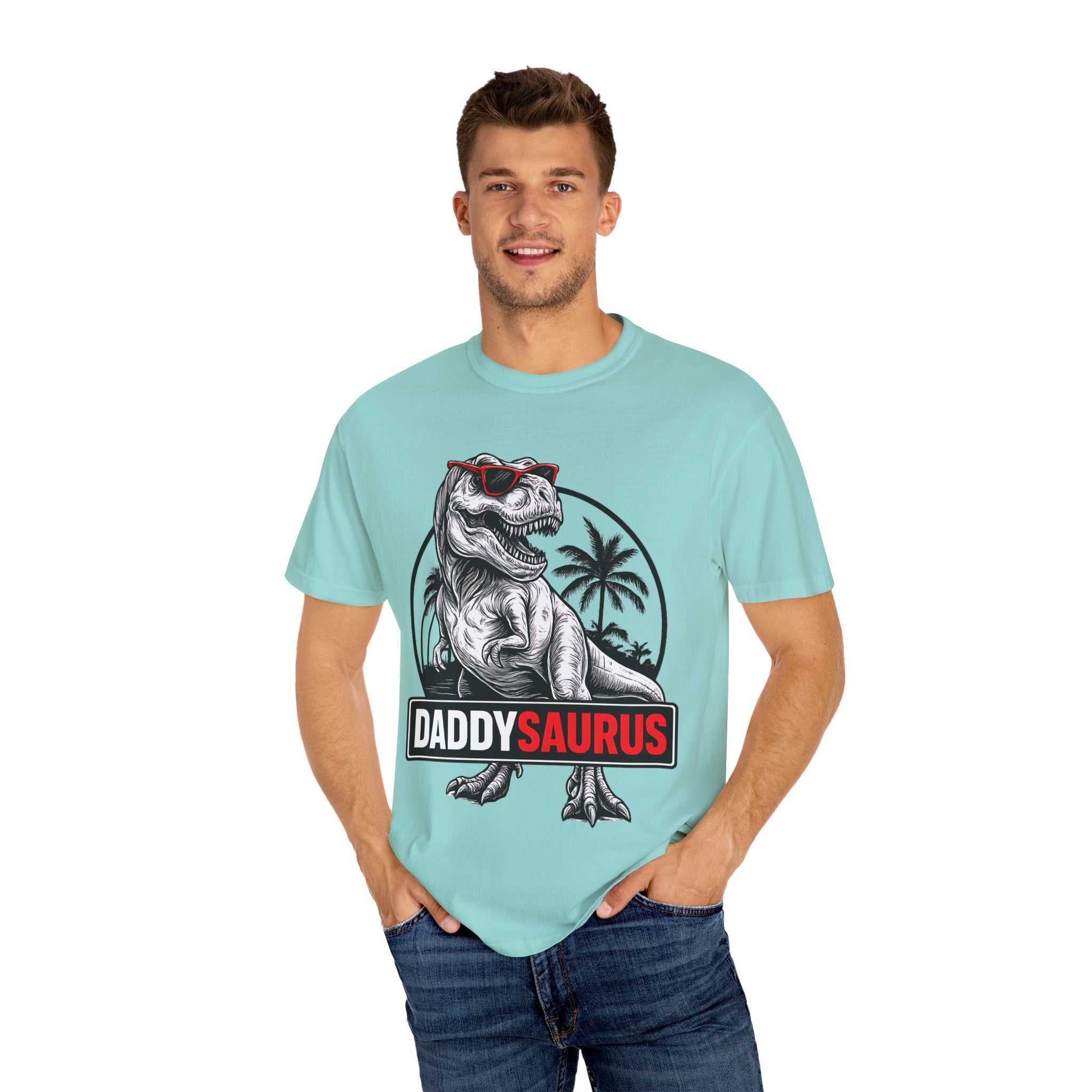 Daddy Saurus – Father’s Day T-Rex Dino T-shirt