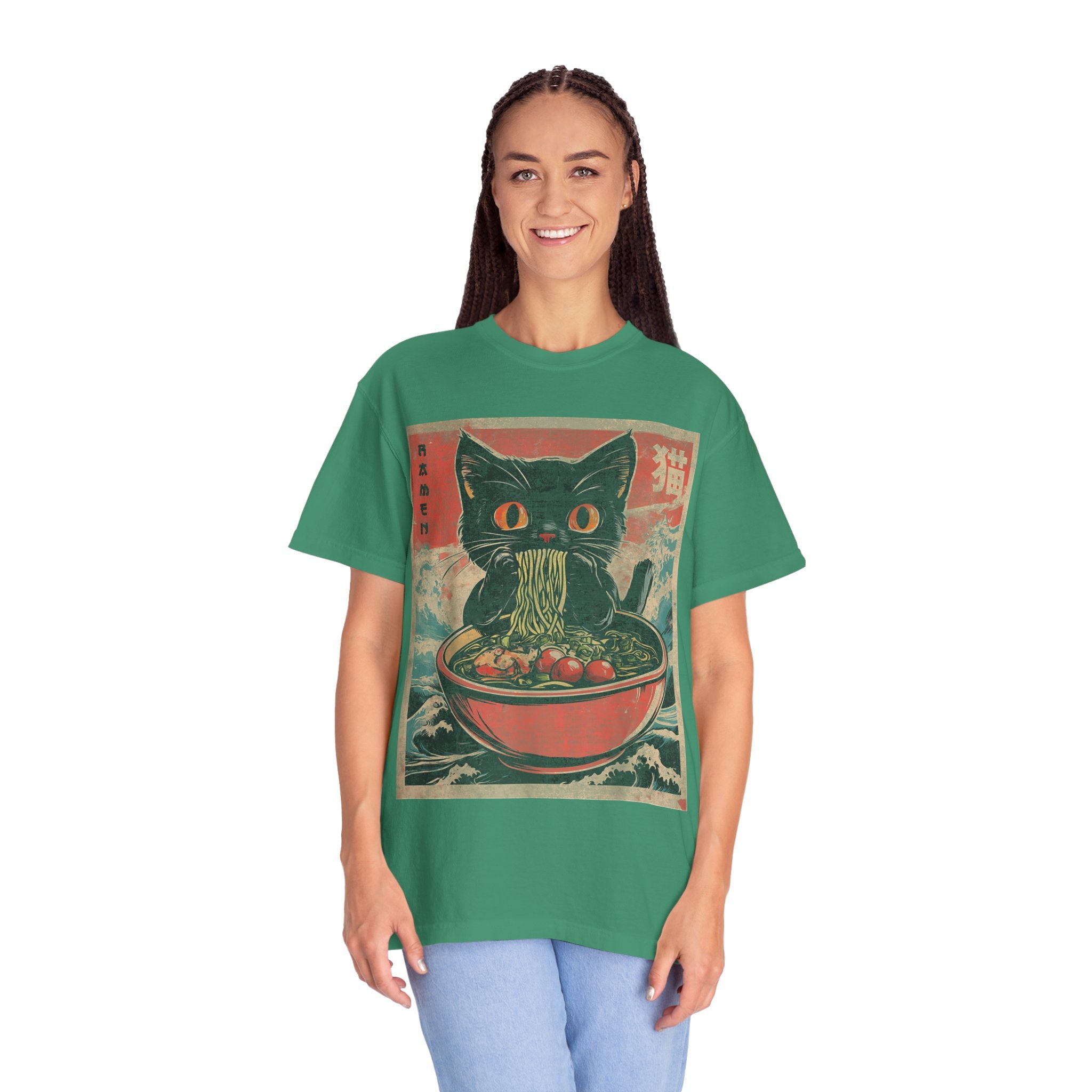 Anime Cat Eating Ramen – Japanese Kawaii Neko Food  T-shirt