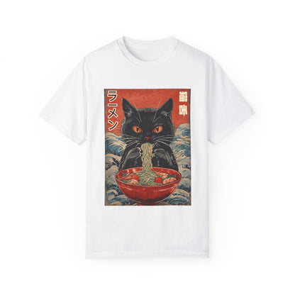 Japanese Cat Eating Ramen T-shirt