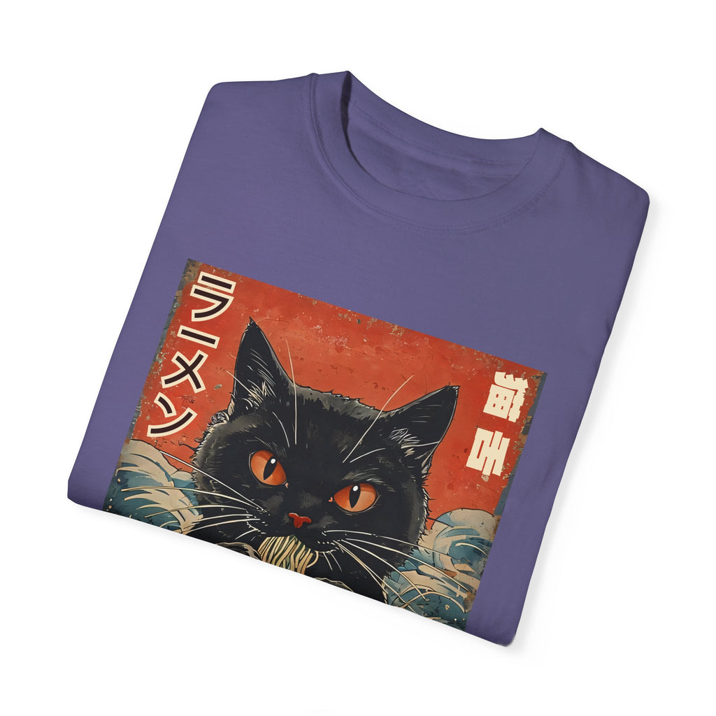 Japanese Cat Eating Ramen T-shirt