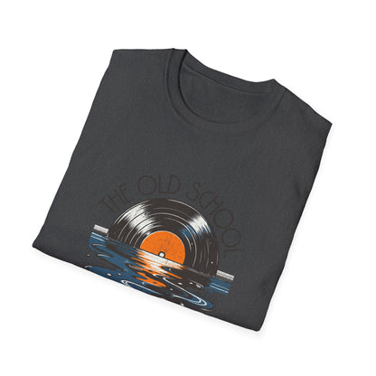 Retro Nostalgic Vintage Vinyl Music T-shirt