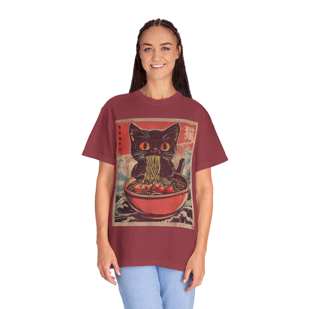 Anime Cat Eating Ramen – Japanese Kawaii Neko Food  T-shirt