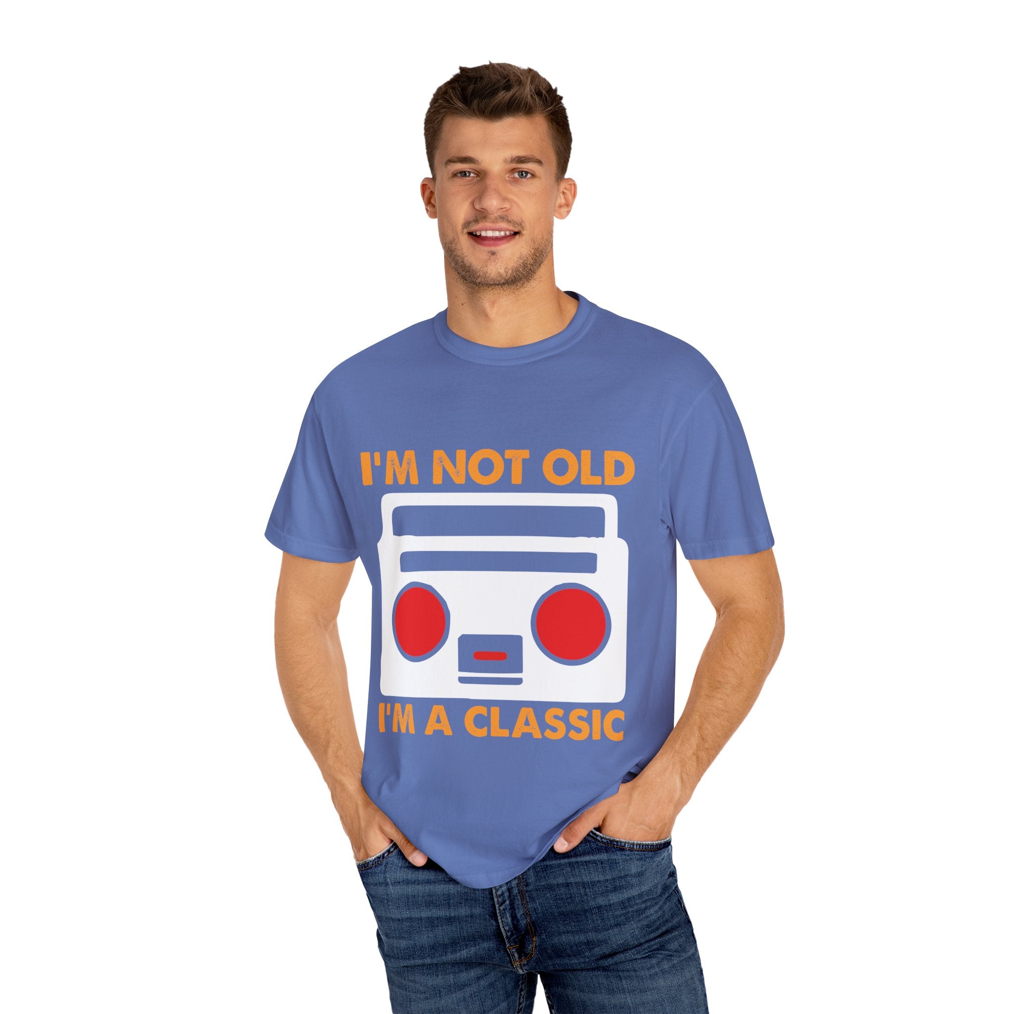 I'm Not Old, I'm a Classic – Retro Music Boombox T-shirt