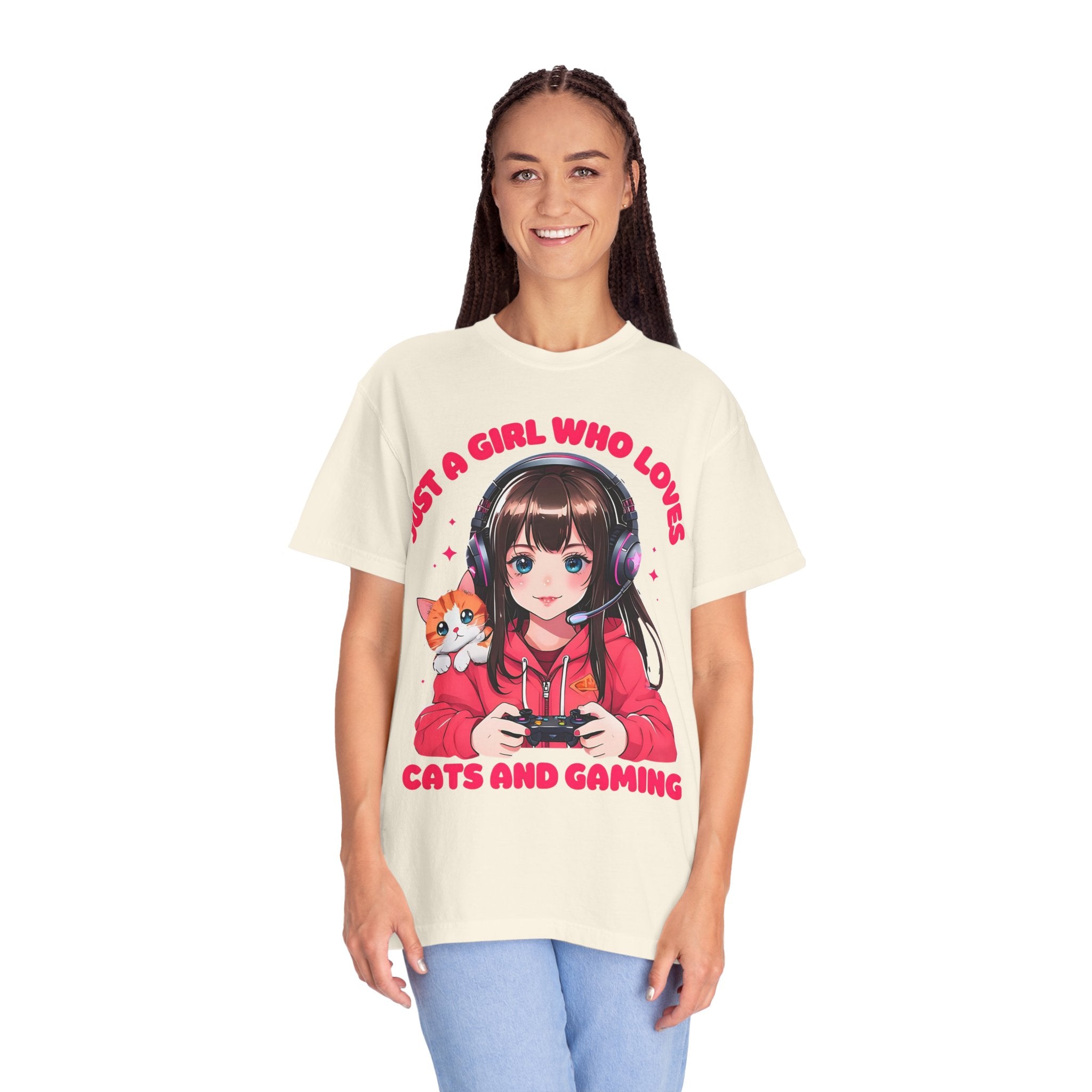 Just A Girl Who Loves Cats and Gaming T-shirt