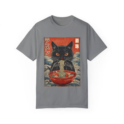 Japanese Cat Eating Ramen T-shirt
